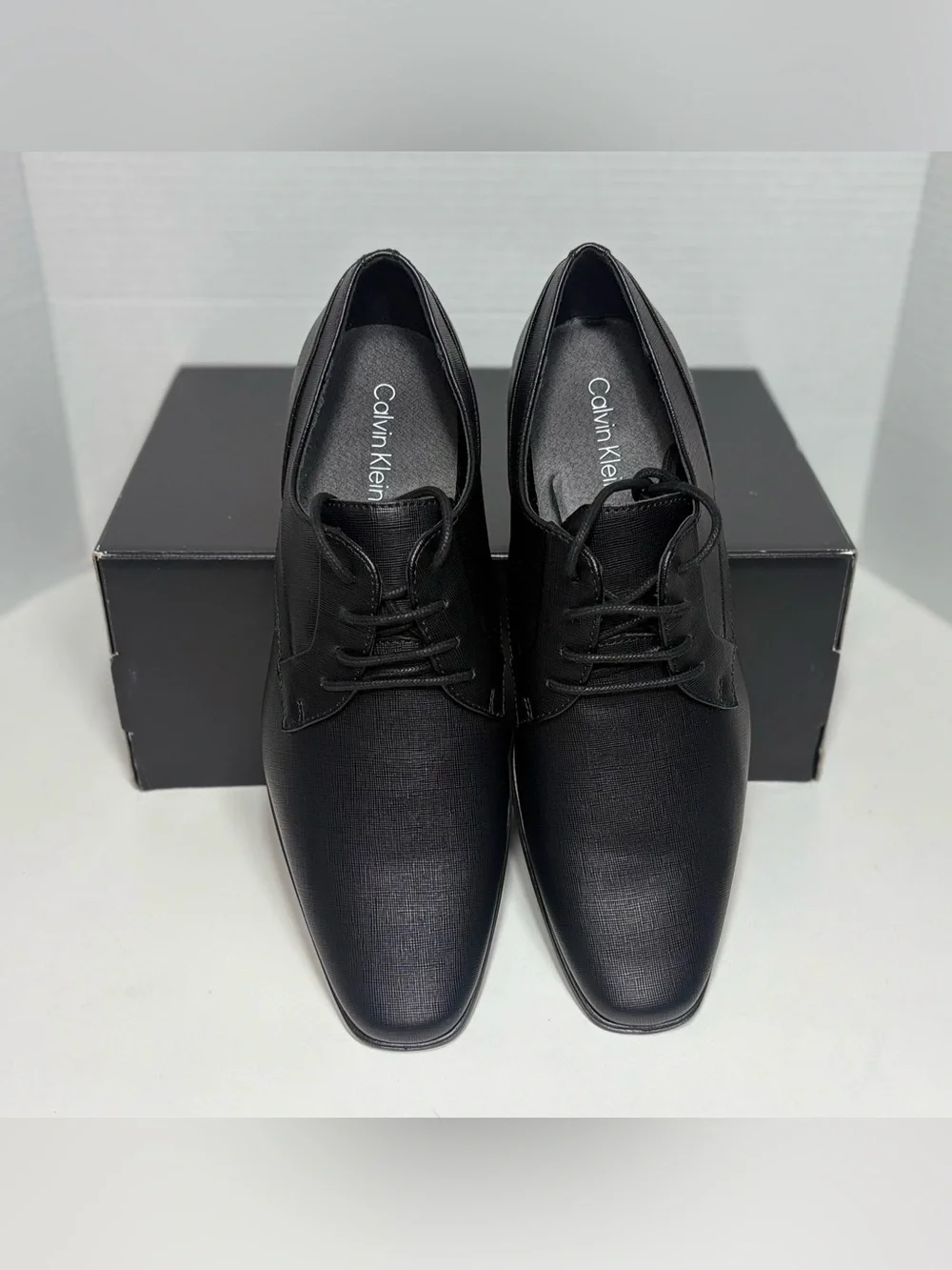 Calvin Klein Men's Black Lace-Up Oxford Dress Shoes size 9.5